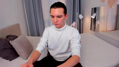 ian online show from March 10, 3:49 pm