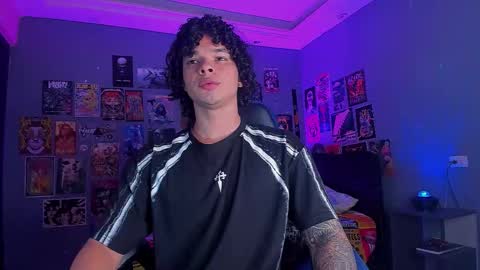 Andres online show from February 1, 10:40 pm