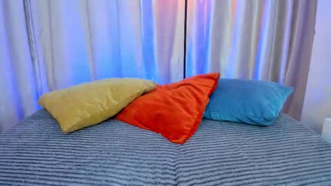 ian  online show from March 3, 3:46 am