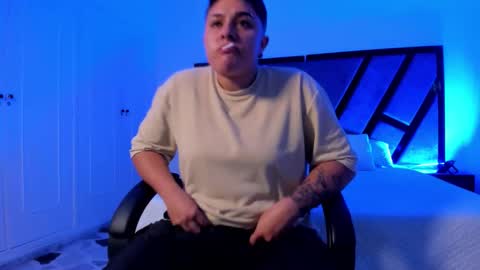 ian online show from November 28, 10:28 pm