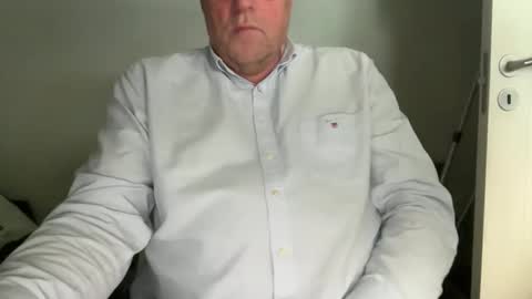 iaws61 online show from December 18, 1:39 pm