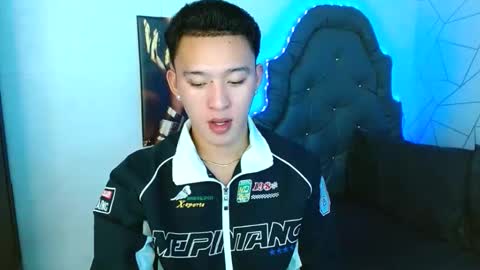 Mateo online show from April 30, 2:05 am