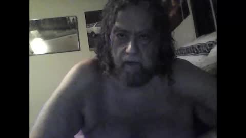 icu2try2xs2 online show from March 10, 9:01 am