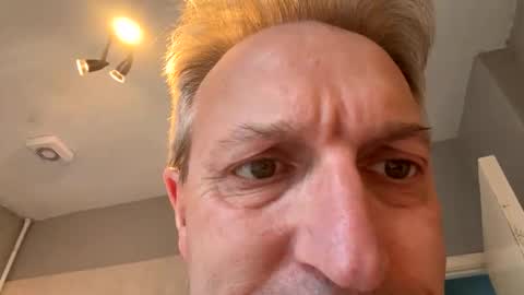 icums4u online show from September 25, 4:36 pm