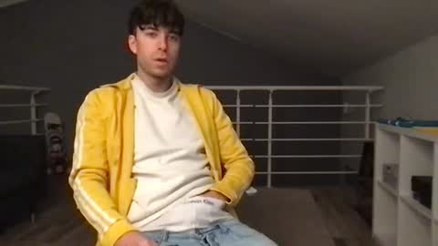 Snapshot of icyninesix chatting on February 5, 4:59 am icyninesix online show from February 5, 4:59 am