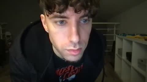 Snapshot of icyninesix chatting on January 25, 10:50 pm icyninesix online show from January 25, 10:50 pm