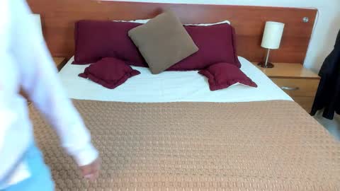 Snapshot of icysweetcam chatting on September 24, 10:33 am Icy online show from September 24, 10:33 am
