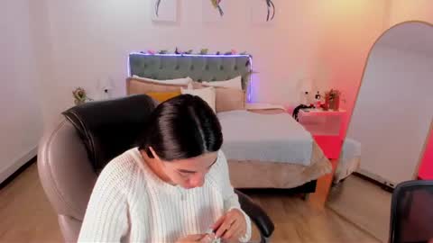 Icy online show from July 12, 12:08 pm