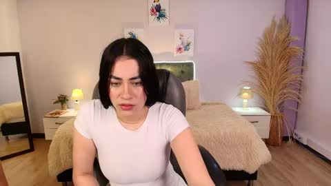 Icy online show from April 30, 11:04 am