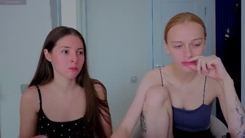 Julia and Mira online show from July 20, 7:33 am