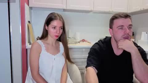 Julia and Mira online show from October 16, 6:51 pm