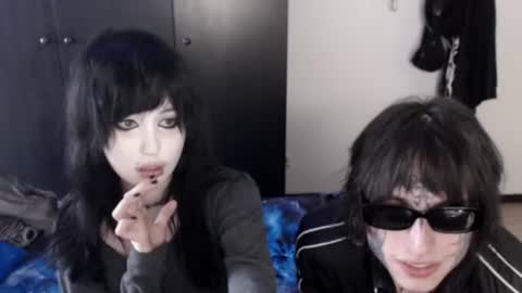 iiiiiiis online show from August 2, 6:48 am