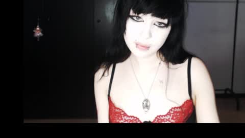 iiiiiiis online show from July 15, 7:02 am