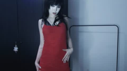 iiiiiiis online show from July 18, 2:52 pm