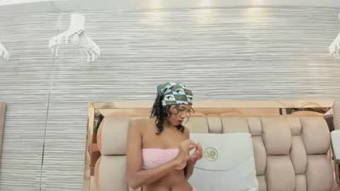 ikia lopez online show from July 4, 12:20 pm