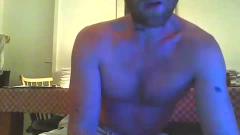 iknowtermit online show from May 31, 1:48 am