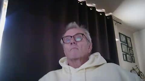 ikwiljeneuken123 online show from January 6, 8:29 am