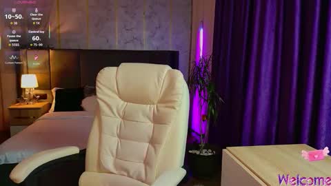 ILARIA online show from December 15, 3:41 pm