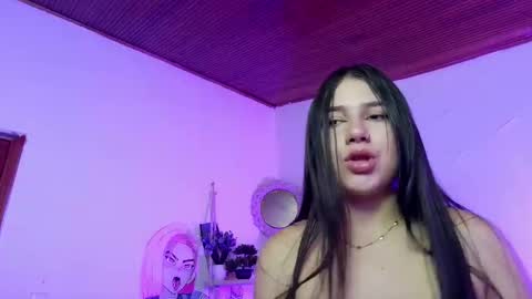 ilayra_smith online show from March 12, 5:55 am