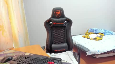 iliaskris online show from September 21, 11:36 am