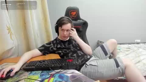 iliaskris online show from July 28, 10:42 pm