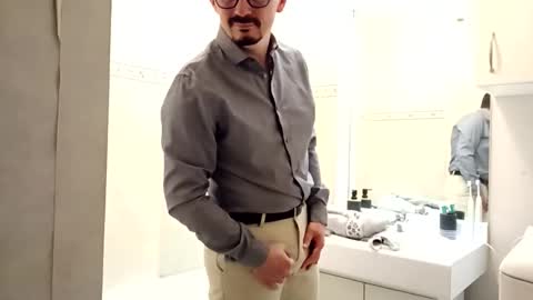 ilovecuteguy79 online show from May 5, 5:57 am