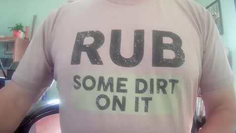 ilundercover2 online show from March 30, 2:39 pm