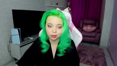 Roxy online show from January 11, 7:42 pm