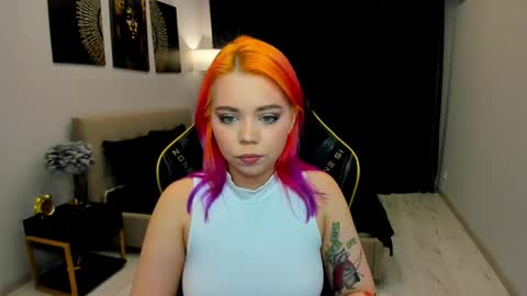 Roxy online show from May 3, 7:31 pm