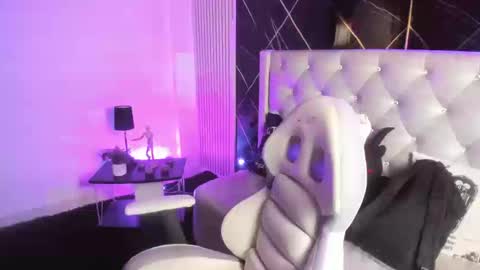 im_bunny__ online show from January 14, 4:37 pm