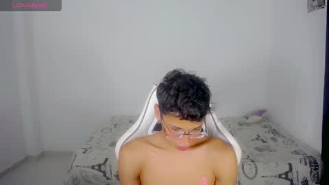 im_david01 online show from May 20, 1:57 am