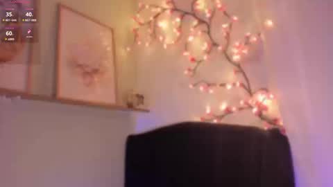 Snapshot of im_isabellaa chatting on September 11, 12:12 am Isa online show from September 11, 12:12 am