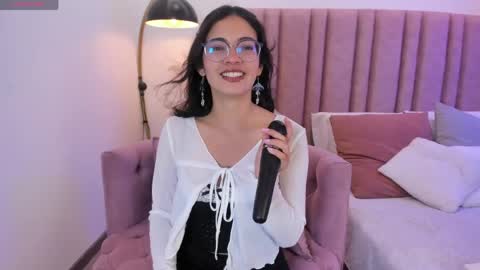Lilyy  online show from May 1, 2:11 pm