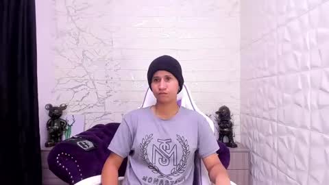 im_milan_rs online show from February 10, 12:08 am