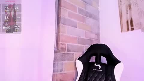 Snapshot of im_scarlet2 chatting on October 16, 1:05 am Scarlet online show from October 16, 1:05 am
