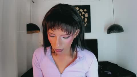 im_shannon_44 online show from February 5, 9:40 pm