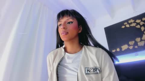 im_shannon_44 online show from March 7, 9:27 pm