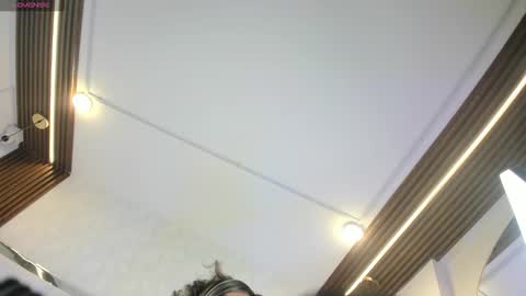 im_tyra online show from March 13, 5:22 am