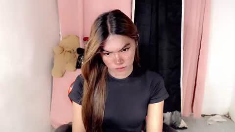 im_yourfairyannaxx online show from April 25, 4:25 am