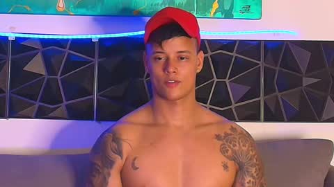 Snapshot of imconor chatting on February 11, 9:46 pm imconor online show from February 11, 9:46 pm