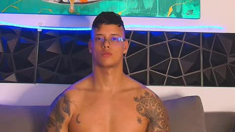 Snapshot of imconor chatting on February 17, 8:49 pm imconor online show from February 17, 8:49 pm