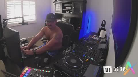 DJ Azra online show from October 12, 10:22 pm