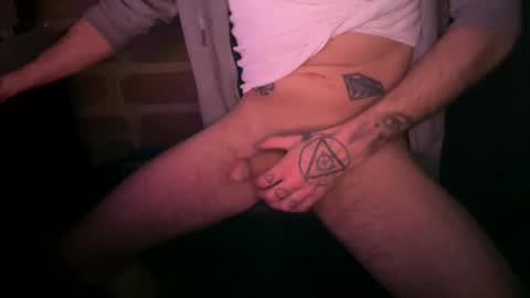 imilluminator online show from February 16, 8:43 am