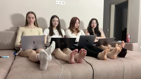imkittygirlss online show from April 29, 7:40 pm