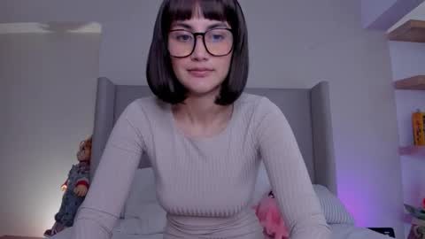 Kristen online show from March 16, 4:11 pm