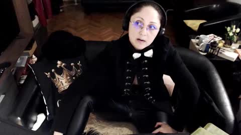 Empress online show from April 29, 2:38 am