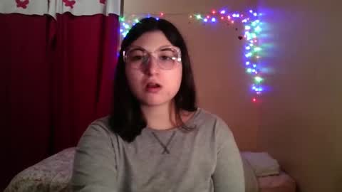 Florencia online show from May 6, 2:06 am