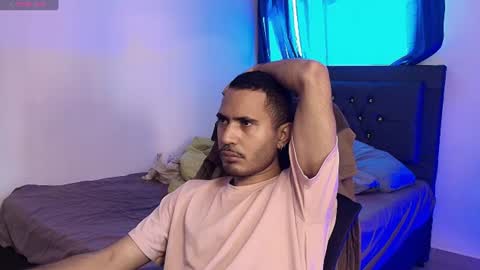Daniel   thumb up me please its important Im new INDEPENDENT MODEL online show from July 5, 6:48 pm
