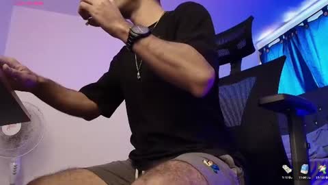 Daniel   thumb up me please its important Im new INDEPENDENT MODEL online show from July 2, 2:22 pm