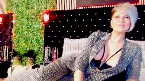 inanna_ishtar1 online show from March 5, 9:40 am